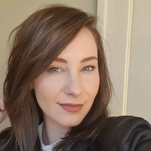 Meet your Posher, Ashlee